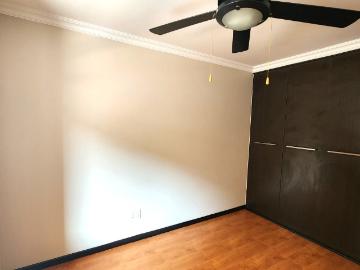 Apartment for sale in Meadowbrook - Swimming pool