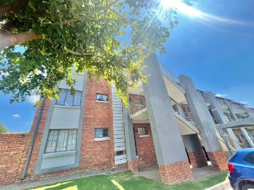 2 Bedroom Apartment / Flat For Sale in Sagewood