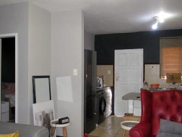 2 Bedroom Apartment / Flat For Sale in Sagewood