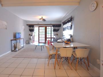 2 Bedroom Apartment / Flat For Sale in Sandown