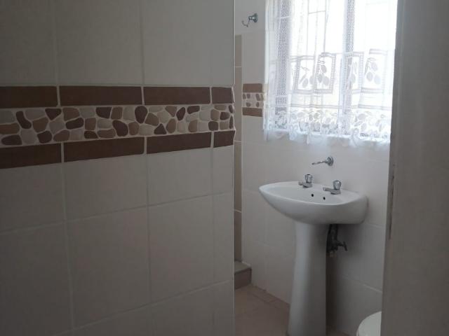 2 Bedroom Apartment / Flat For Sale in Scottburgh Central