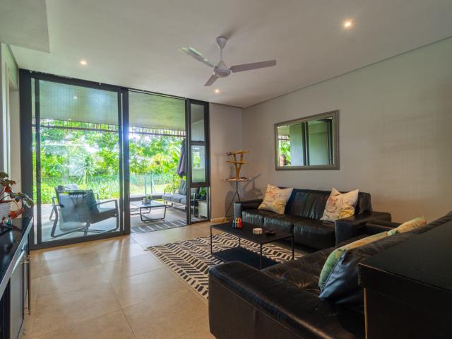 2 Bedroom Apartment / Flat For Sale in Sheffield Beach