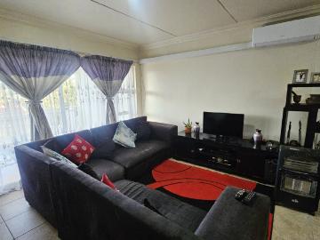 2 Bedroom Apartment / Flat For Sale in Shelly Beach