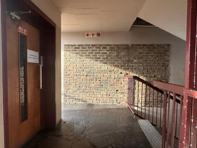 2 Bedroom Apartment / Flat For Sale in Silverton
