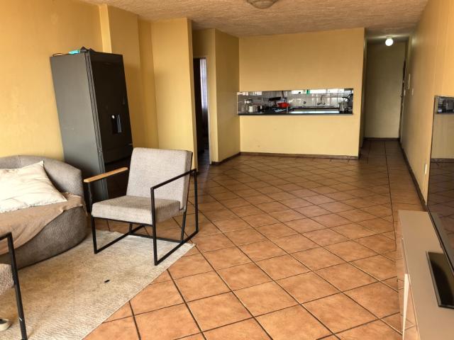 2 Bedroom Apartment / Flat For Sale in Silverton