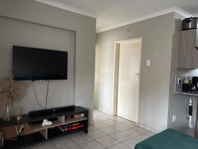 2 Bedroom Apartment / Flat For Sale in Sky City