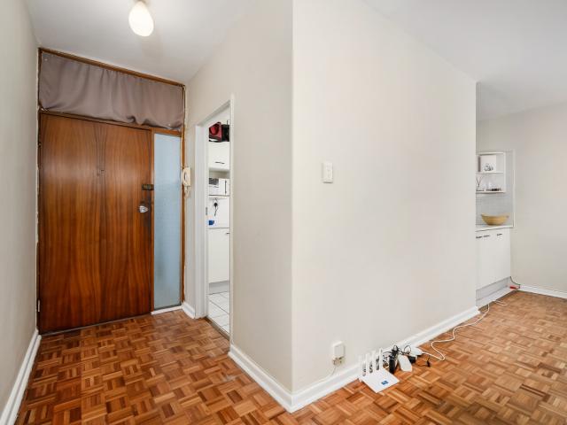 2 Bedroom Apartment / Flat For Sale in Summerstrand
