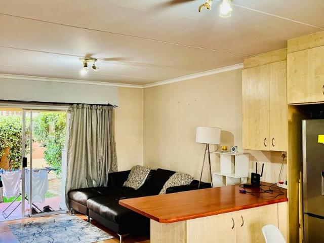 2 Bedroom Apartment / Flat For Sale in Sunninghill