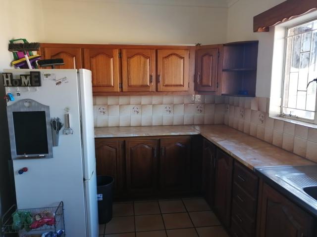 2 Bedroom Apartment / Flat For Sale in Potchefstroom Central