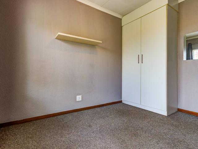 2 Bedroom Apartment / Flat For Sale in Pomona