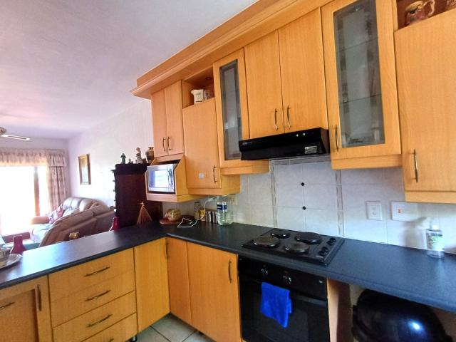 2 Bedroom Apartment / Flat For Sale in Port Edward