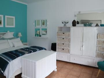 2 Bedroom Apartment / Flat For Sale in Palm Beach
