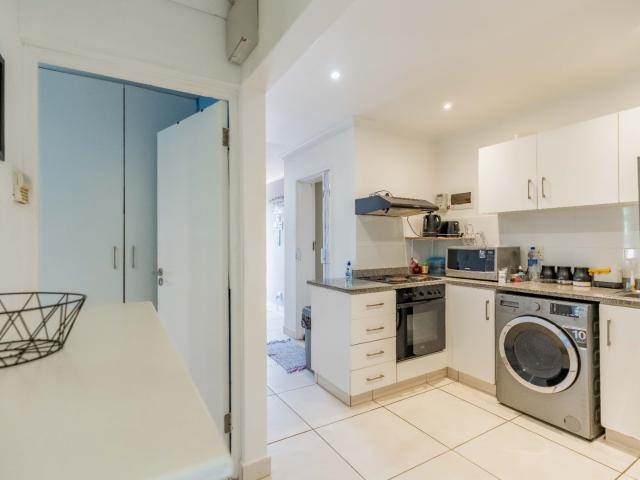 2 Bedroom Apartment / Flat For Sale in Park Hill