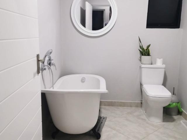 2 Bedroom Apartment / Flat For Sale in Park Hill