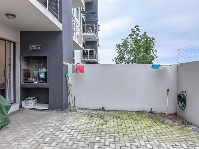 2 Bedroom Apartment / Flat For Sale in Parklands