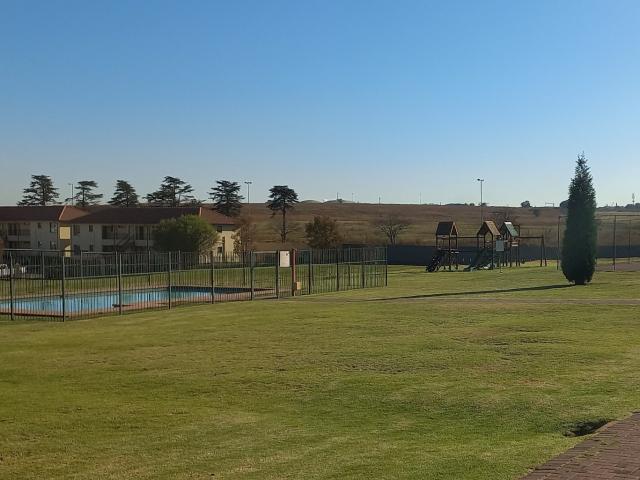 2 Bedroom Apartment / Flat For Sale in Parkrand
