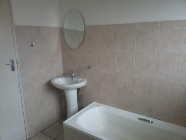 2 Bedroom Apartment / Flat For Sale in Parkrand