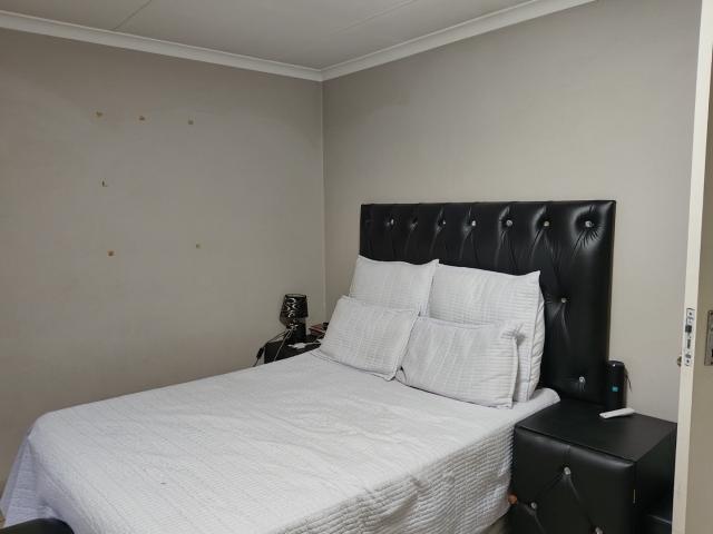 2 Bedroom Apartment / Flat For Sale in Pietermaritzburg Central