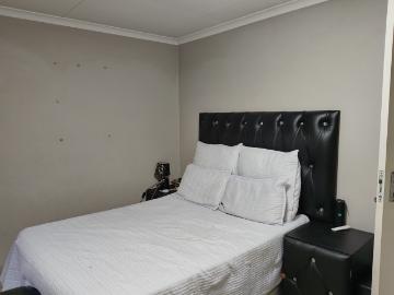 2 Bedroom Apartment / Flat For Sale in Pietermaritzburg Central