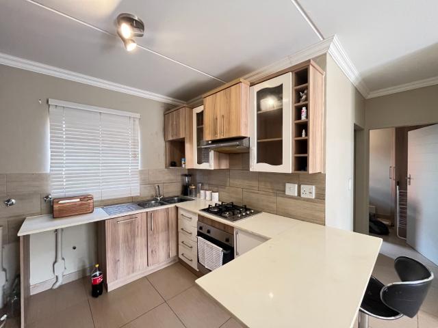 2 Bedroom Apartment / Flat For Sale in Pretoria West