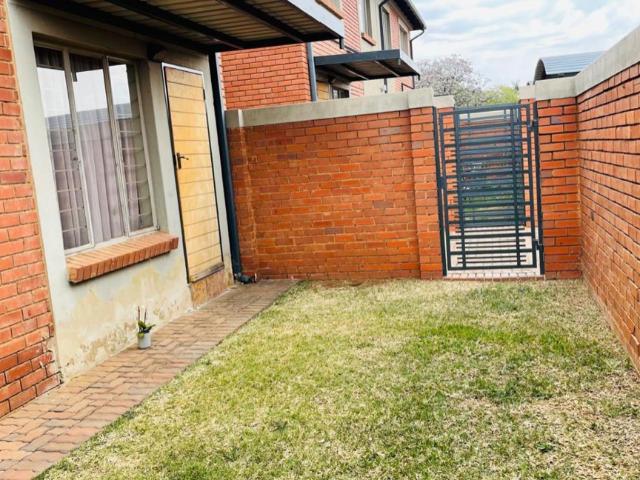 2 Bedroom Apartment / Flat For Sale in Pretoria West