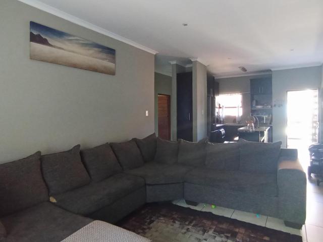 2 Bedroom Apartment / Flat For Sale in Pretoriuspark