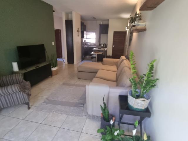 2 Bedroom Apartment / Flat For Sale in Pretoriuspark