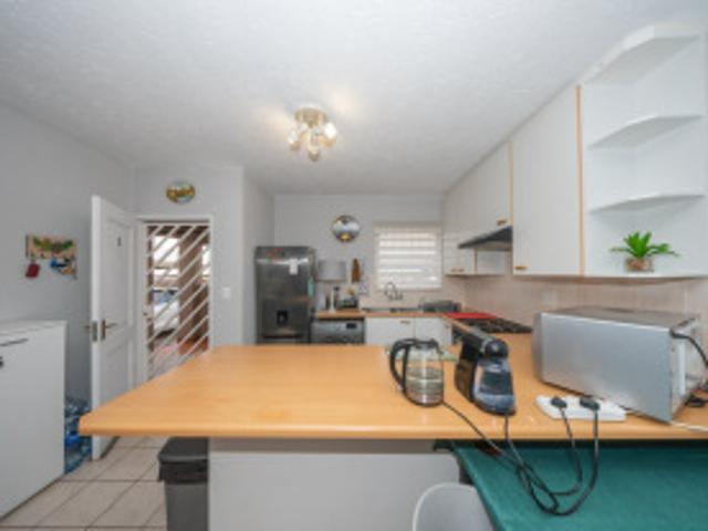 2 Bedroom Apartment / Flat For Sale in Primrose