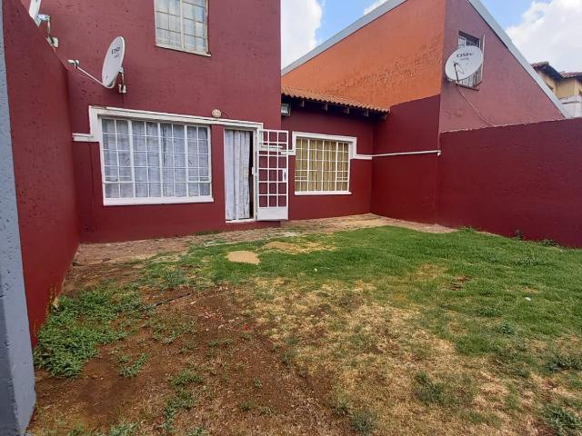 2 Bedroom Apartment / Flat For Sale in Primrose