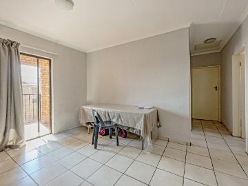 2 Bedroom Apartment / Flat For Sale in Princess AH