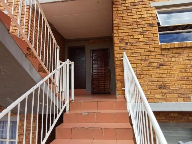 2 Bedroom Apartment / Flat For Sale in Princess AH