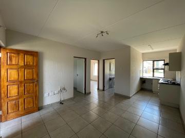 2 Bedroom Apartment / Flat For Sale in Protea Glen
