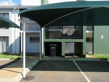 2 Bedroom Apartment / Flat For Sale in Protea Glen