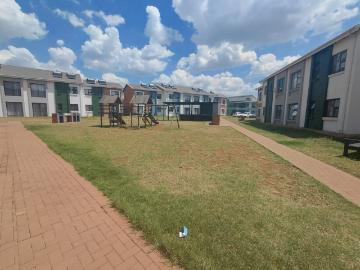 2 Bedroom Apartment / Flat For Sale in Protea Glen
