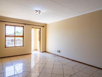 2 Bedroom Apartment / Flat For Sale in Robindale