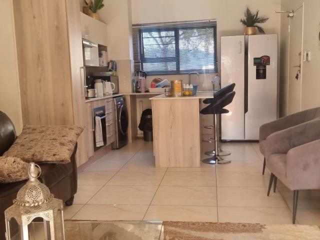2 Bedroom Apartment / Flat For Sale in Randpark Ridge