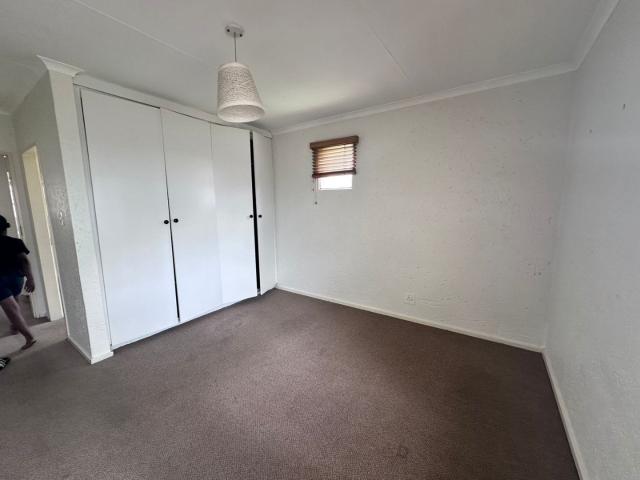 2 Bedroom Apartment / Flat For Sale in Rembrandt Park