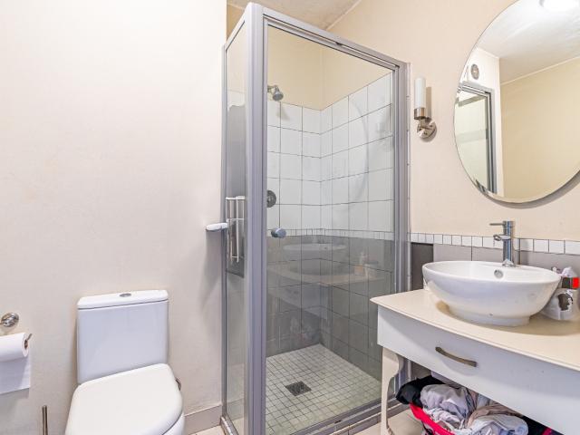 2 Bedroom Apartment / Flat For Sale in Rivonia