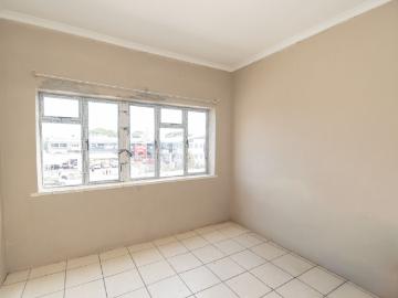2 Bedroom Apartment / Flat For Sale in Richmond Hill