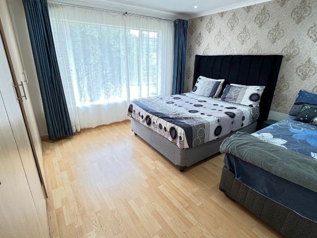 2 Bedroom Apartment / Flat For Sale in Ridgeway