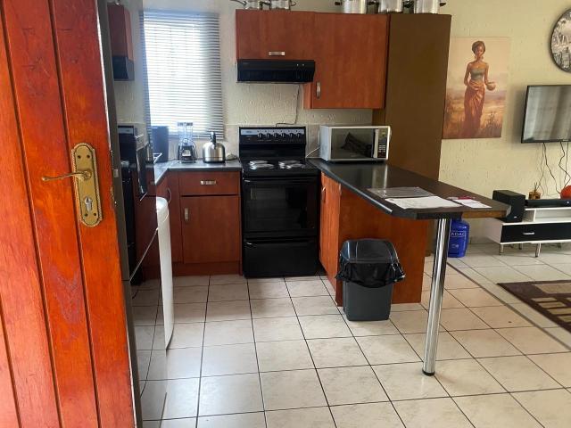 2 Bedroom Apartment / Flat For Sale in Ridgeway