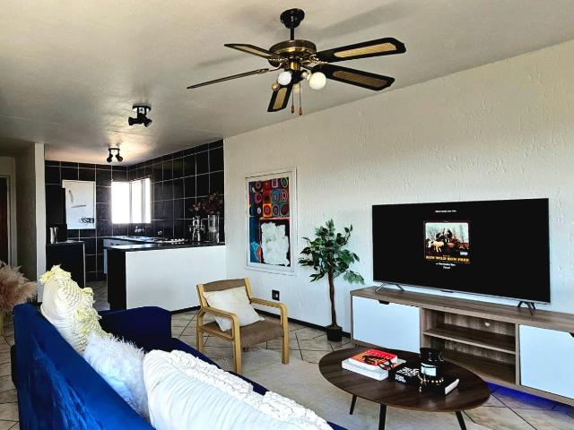 2 Bedroom Apartment / Flat For Sale in Ridgeway