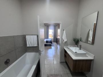 2 Bedroom Apartment / Flat For Sale in Rietvalleirand