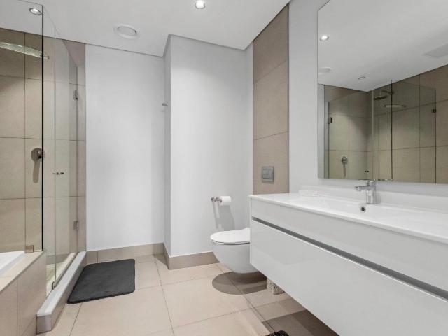 2 Bedroom Apartment / Flat For Sale in Waterfall