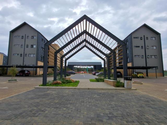 2 Bedroom Apartment / Flat For Sale in Waterkloof Ridge