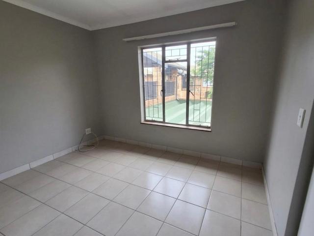 2 Bedroom Apartment / Flat For Sale in Waverley
