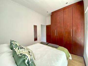 2 Bedroom Apartment / Flat For Sale in Waves Edge