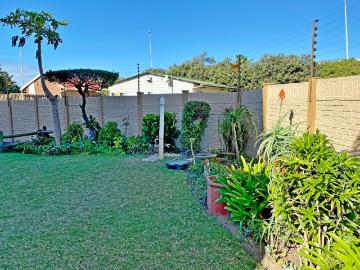 2 Bedroom Apartment / Flat For Sale in Warner Beach