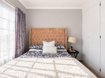 2 Bedroom Apartment / Flat For Sale in Weltevreden Park
