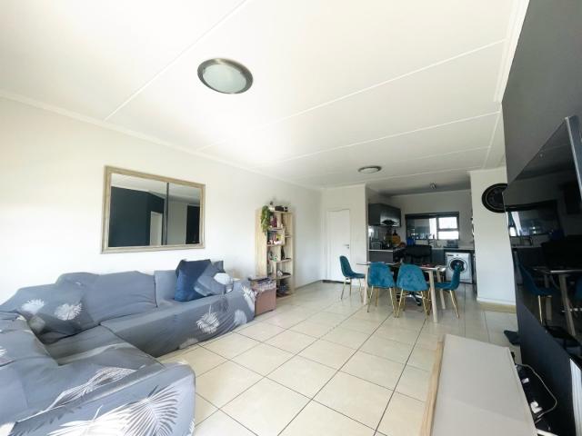 2 Bedroom Apartment / Flat For Sale in Westlake Eco Estate